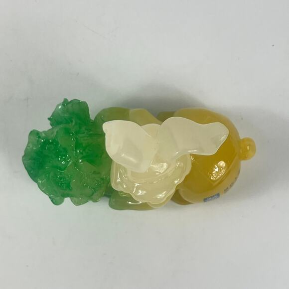 New York Life Resin Rabbit Figurine Chinese New Year Zodiac Bunny Lettuce Green - Picture 5 of 9